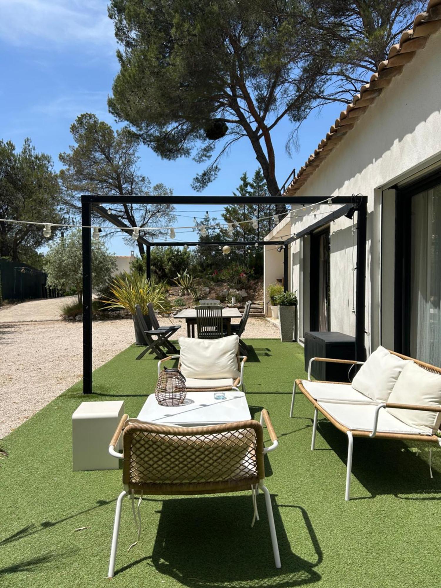 Superbe Maison Avec Jacuzzi Ventabren Esterno foto