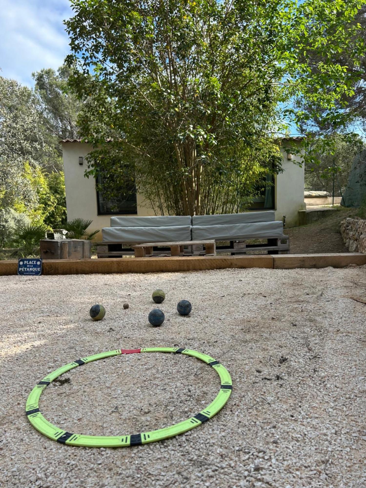 Superbe Maison Avec Jacuzzi Ventabren Esterno foto